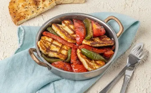 Sautéed halloumi with tomato and capsicum (New) 
